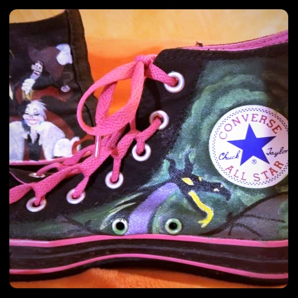 Hand-painted Disney Villains Converse
